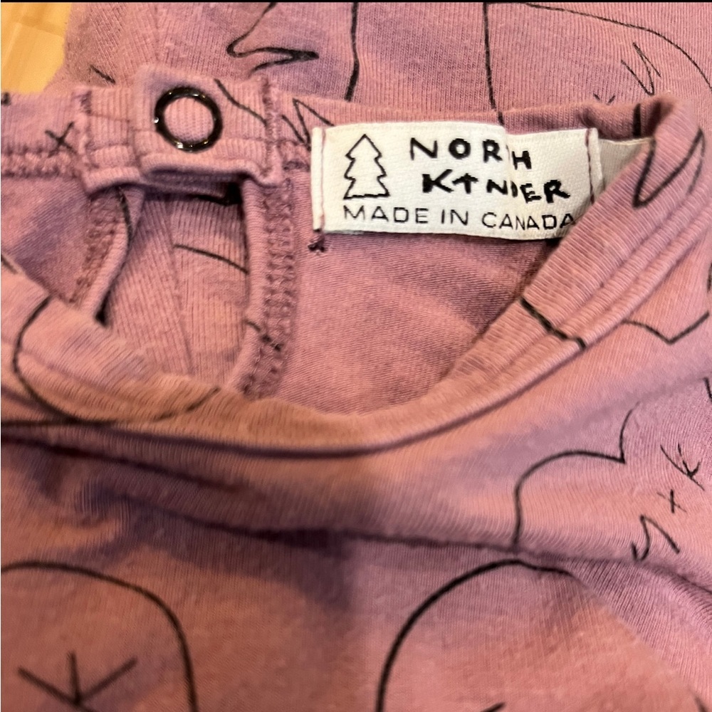 North Kinder Bamboo Heart Romper - Picture 2 of 2